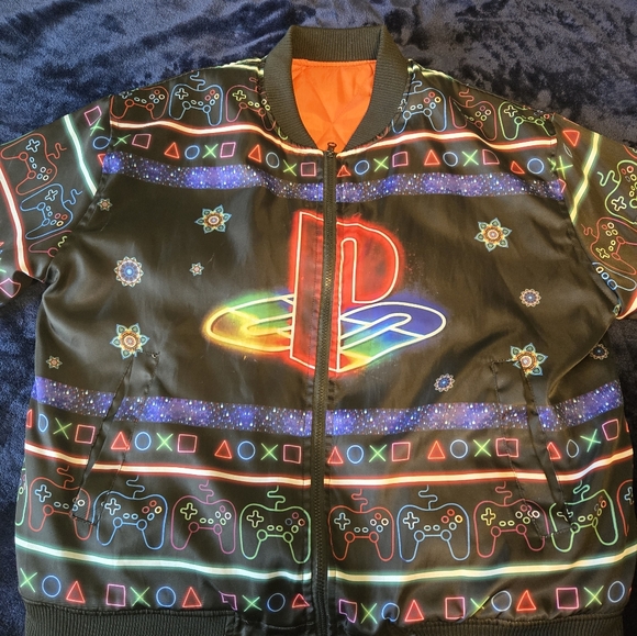 Jacket - Picture 9 of 11